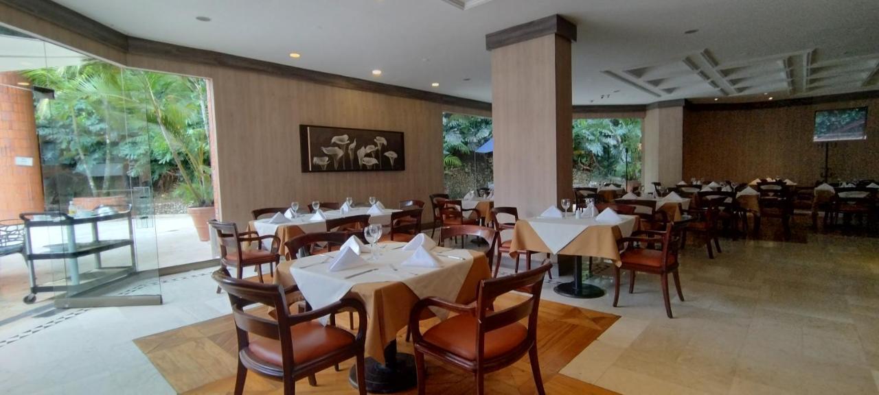 Hotel Dann Carlton Belfort Medellin Exterior photo The restaurant