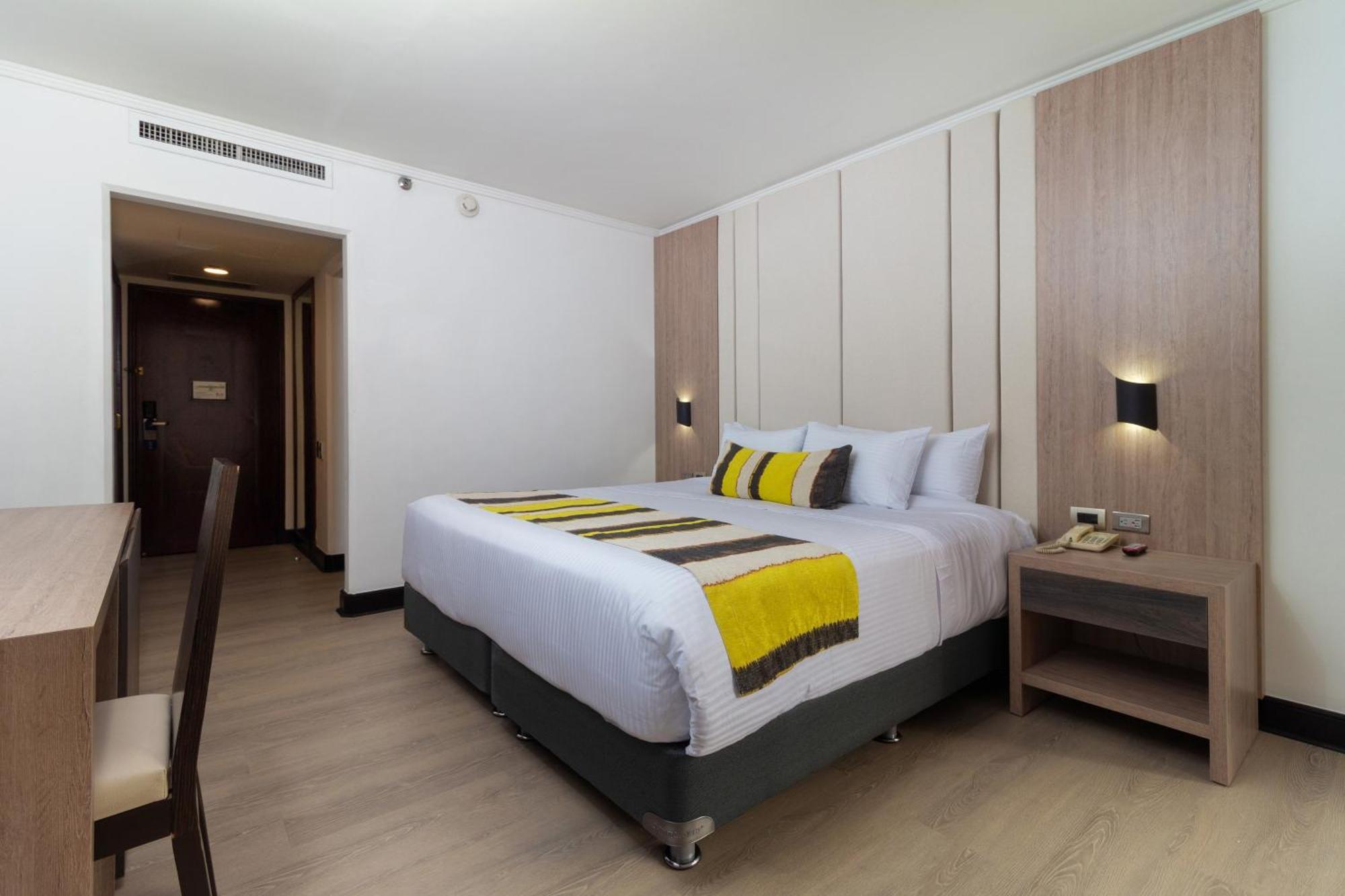 Hotel Dann Carlton Belfort Medellin Exterior photo Deluxe Room